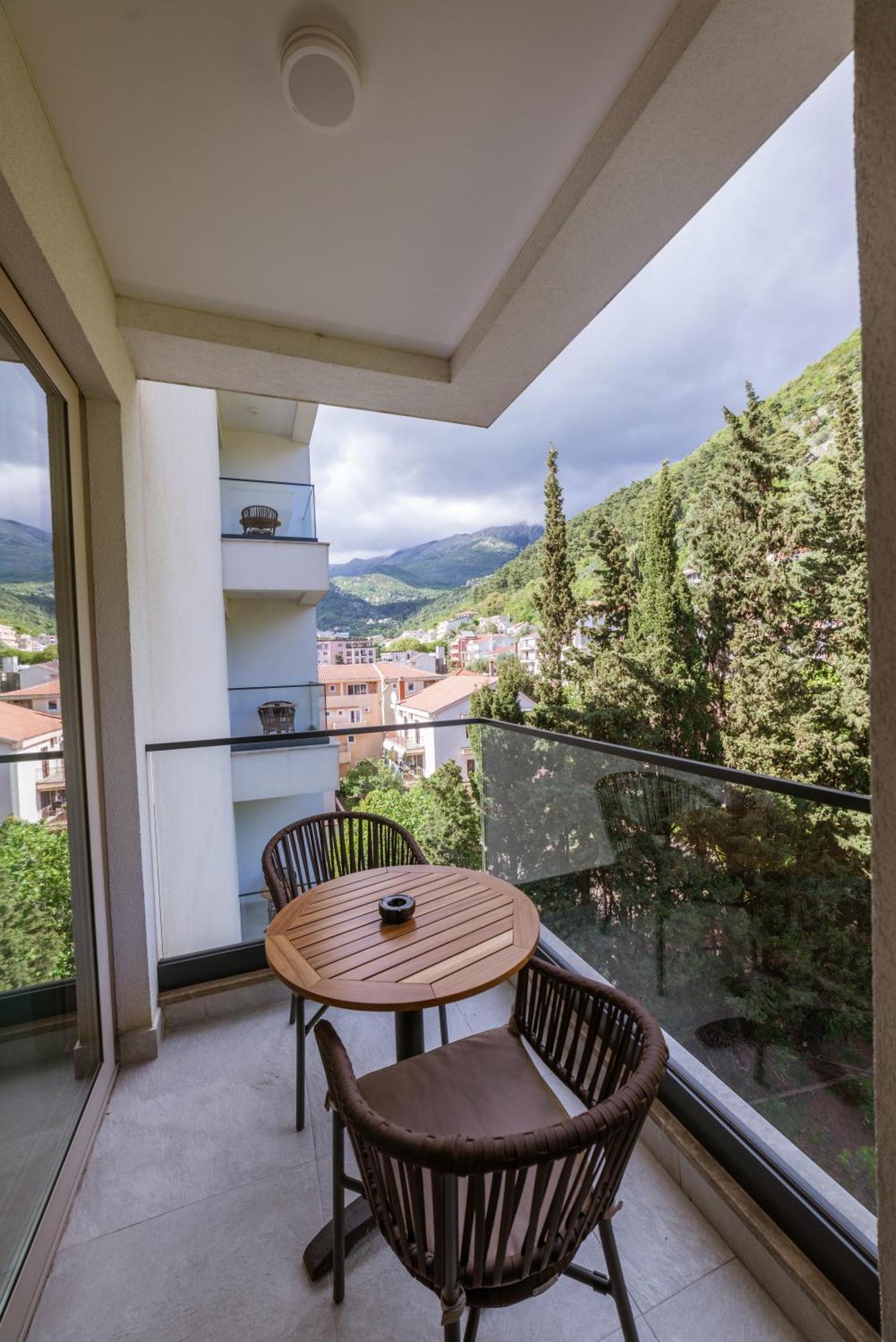 Hotel Imperial Conference & Spa Budva Luaran gambar